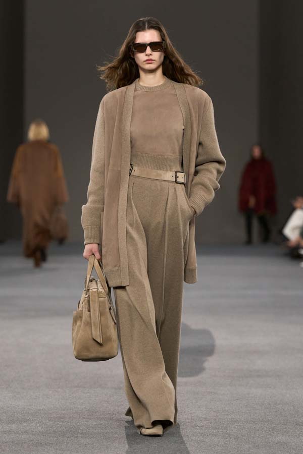 Ancient & Modern: Fall-Winter 2026 Fashion Show | Max Mara